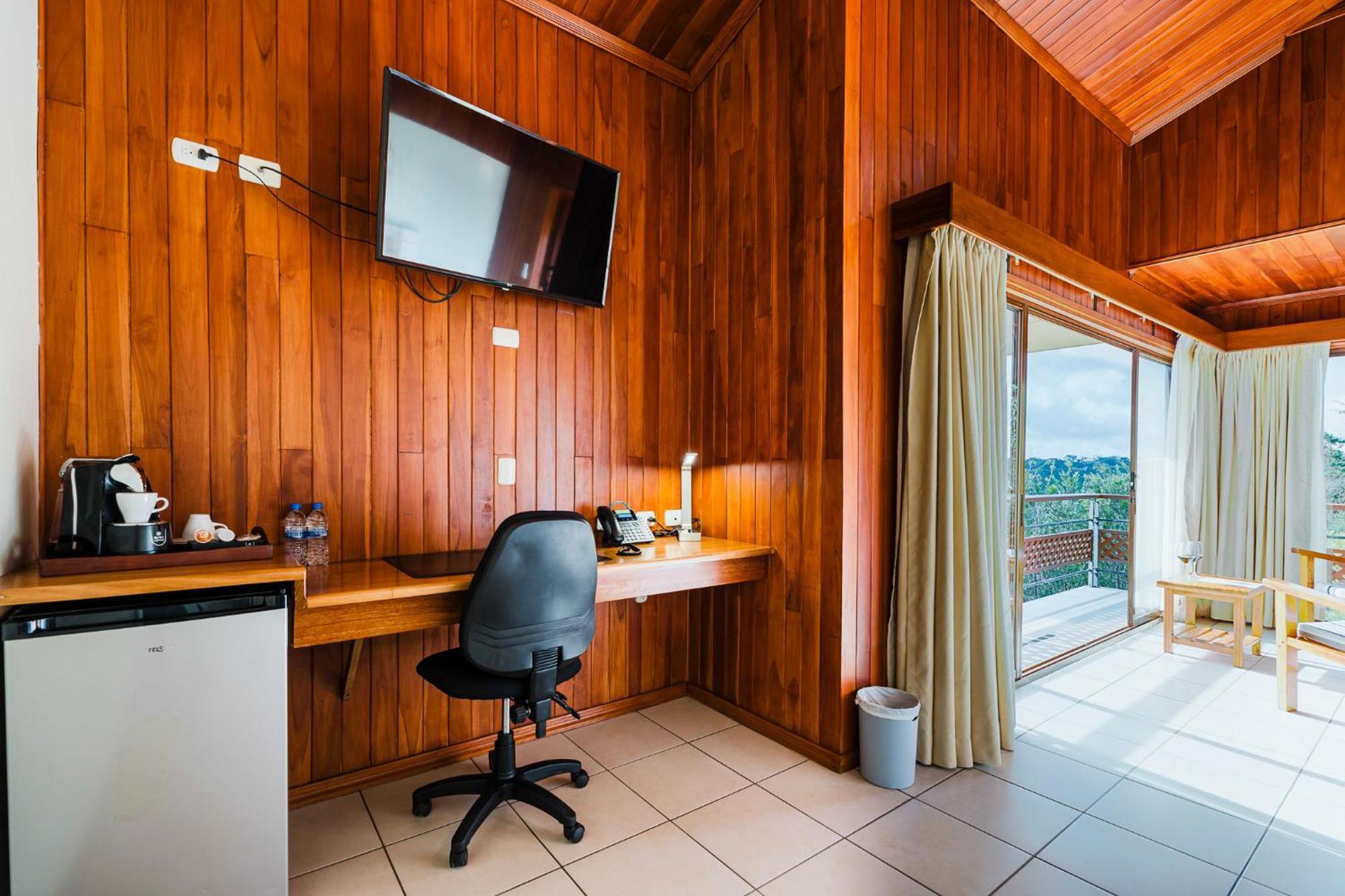Ficus Sunset Suites Monteverde Exterior foto