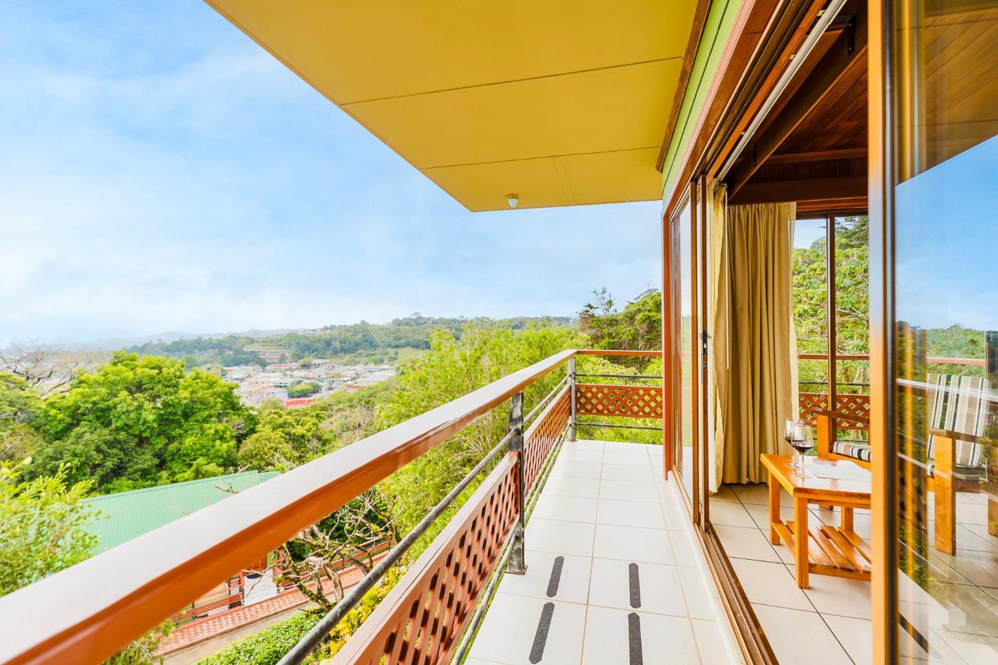 Ficus Sunset Suites Monteverde Exterior foto